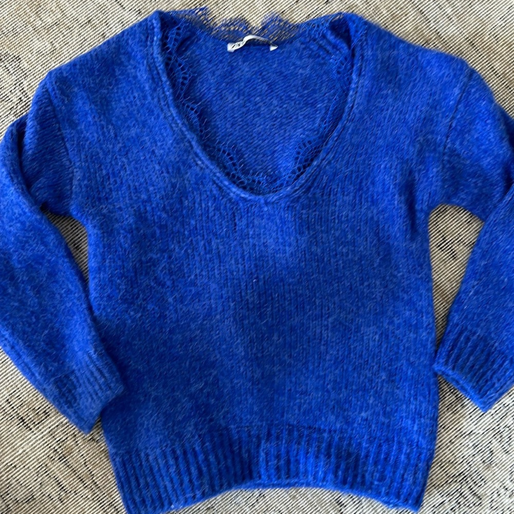 Zara wool sweater with lace detail around neckline
